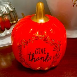 Meet your Posher, Beverly